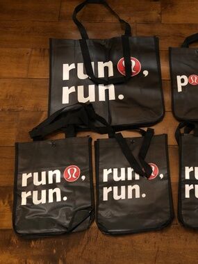Collectable Lululemon reusable Shoppers